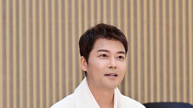 '연수입 40억 추정' 전현무, 소유한 건물 한 채 없었다…