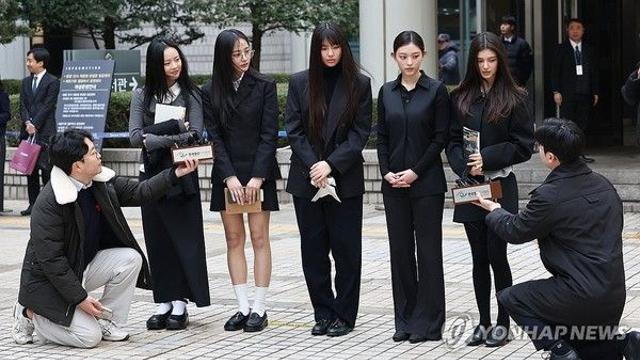 뉴진스, 전속계약 분쟁서 완패... 법원