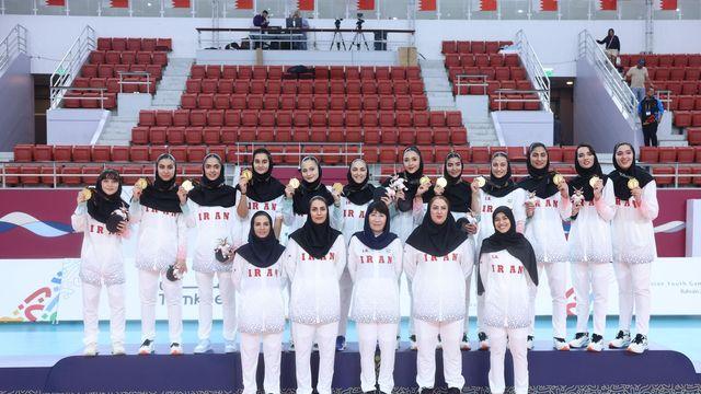 '명세터' 이도희 감독의 이란 여자배구, 아시아청소년대회 우승