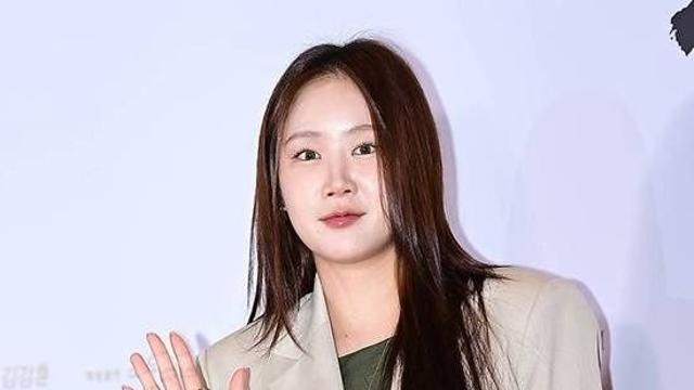 소유, 항공사 사과받았다…'만취설' 루머는 