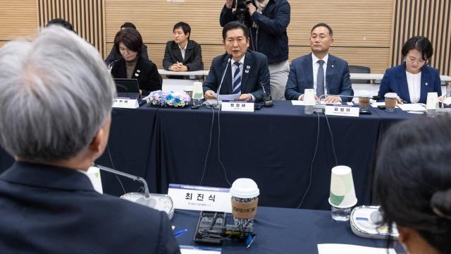 정청래, 중견 기업인들 만나 