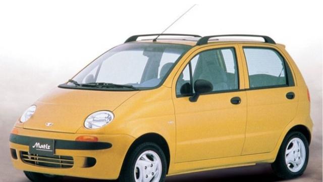 옆 사람을 아프게 했던 차.