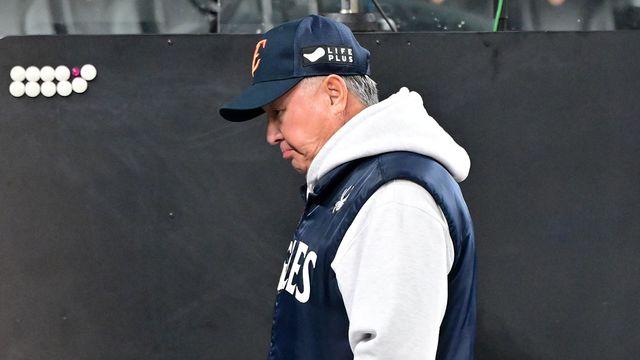 '또 한 번 준우승' 김경문 감독