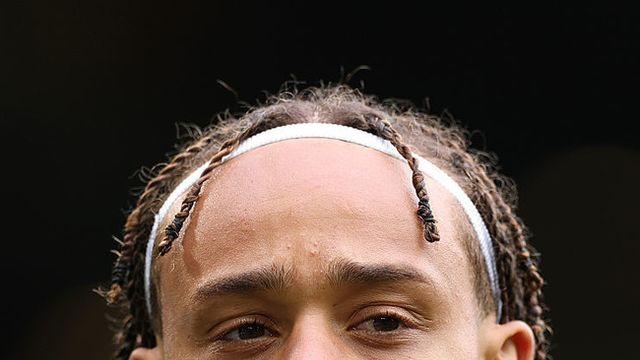 굴욕, 또 굴욕! 손흥민이 넘겨준 7번, 너무 무겁다...시몬스, 66분 재교체 