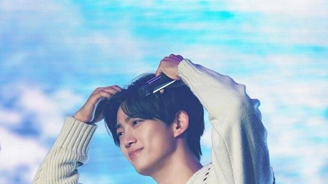 옥택연, 2PM 두 번째 품절남 된다…내년 봄 비연예인 연인과 백년가약