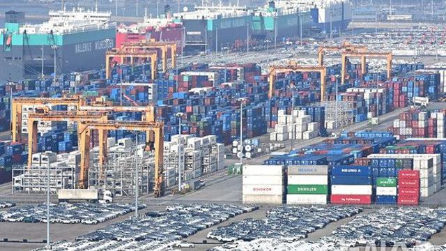 추석 연휴 조업일 축소에도…10월 수출 3.6% 증가 595.7억弗(1보)