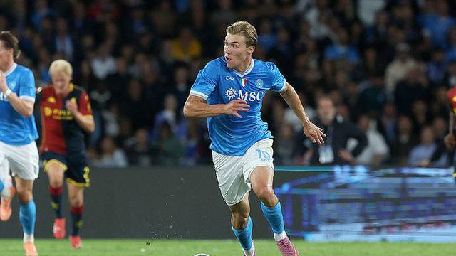 ‘넌 이탈리아 무대가 딱이야’ 나폴리, 임대 온 호일룬 완전 영입 원해→ 맨유와 협상 시작