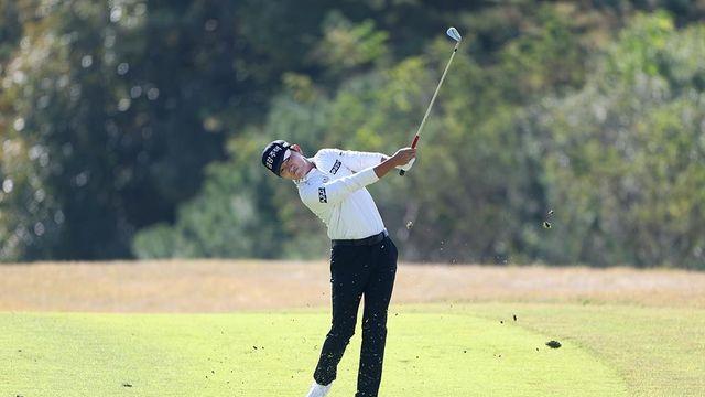 옥태훈, KPGA 투어 렉서스 마스터즈 3R 공동 1위…시즌 4승 도전