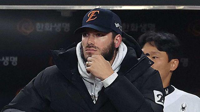 LG에게 패하자 폰세가 주머니에 넣은 ‘이것’…야구팬들 난리 났다