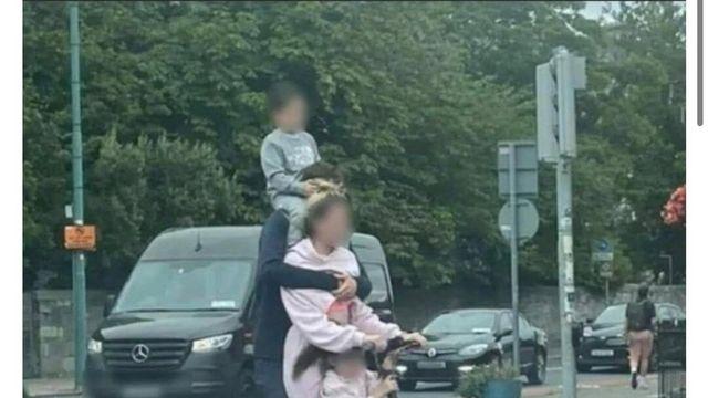 전동킥보드 4인가족 탑승 논란 