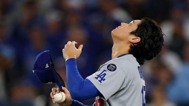 '최고 162km 쾅' 오타니, 3일 만에 등판→투혼 발휘했는데, 홈런 '한 방'에 좌절...2⅓이닝 3실점 강판