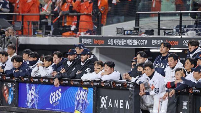 [프로야구 결산②] 만년 하위권에서 준우승까지, 한화의 성과와 과제