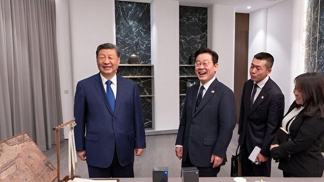 샤오미 스마트폰, 한중 정상회담 주연으로···“디스플레이는 한국”