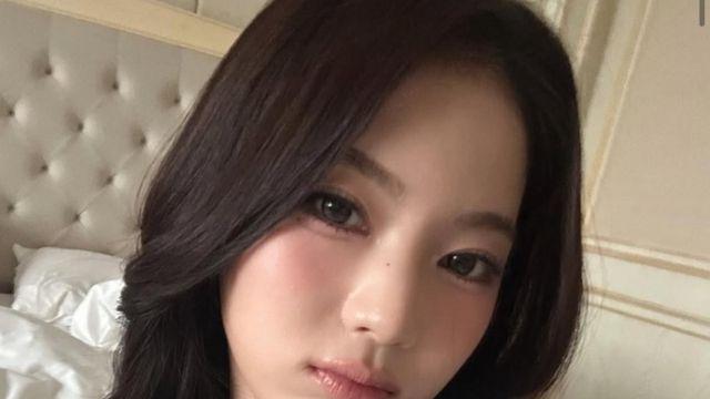 스테이씨 아이사, 치명적 비주얼… 고혹美 폭발한 셀카 [AI 포토컷]