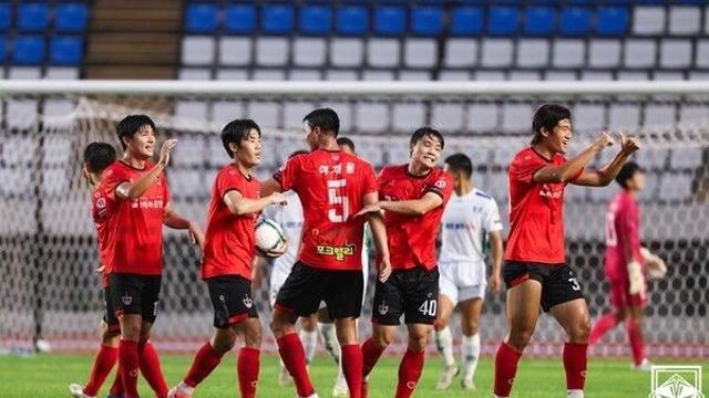 손현준호 김해, 2025 K3리그 우승 조기 확정…이강욱·이재건 연속골