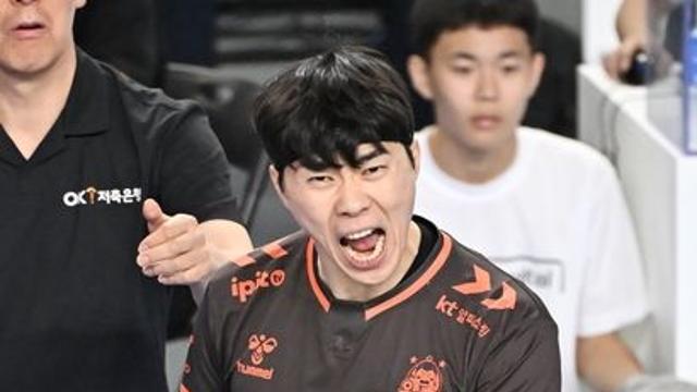 프로배구 OK저축은행, 현대캐피탈 꺾고 연패 탈출 성공
