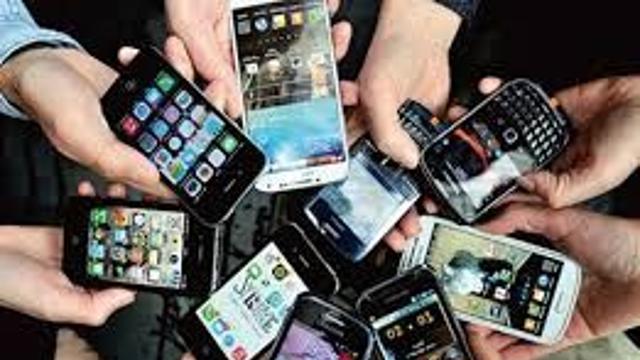 핸드폰 크기의 비밀.