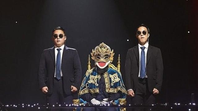 ‘복면가왕’ 누리꾼 예상한 명사수 정체...압도적 실력자 등장