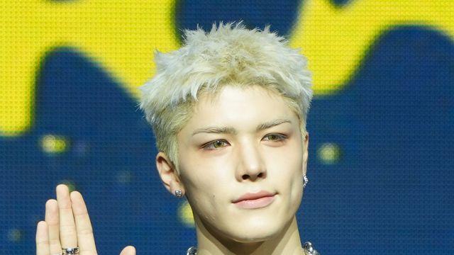 [포토] 앤팀(&TEAM) 마키, 상남자의 볼하트