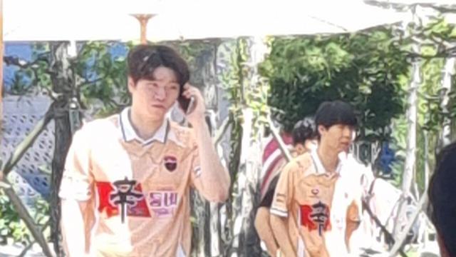 디자인팀이 죽고 마케팅팀이 이긴 현장