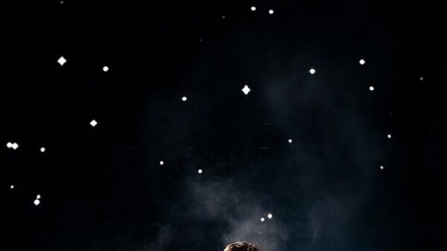 블랙핑크 제니-지수의 ‘데드라인(Deadline)’ 월드 투어 무대에서 빛난 맥퀸 룩