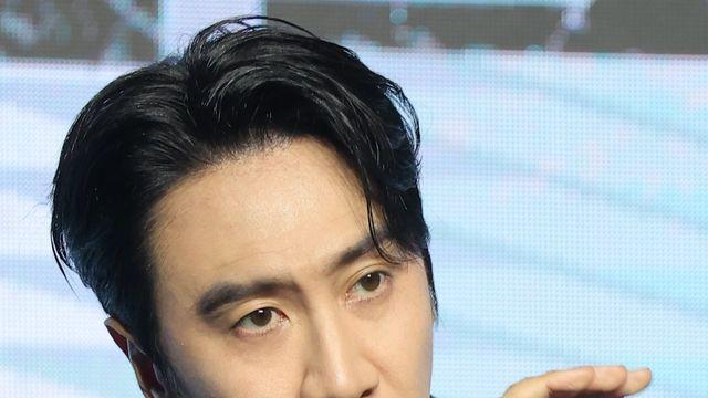 이광수 “최악의 인물 연기, 대본에 침 뱉고 싶었다” (조각도시)