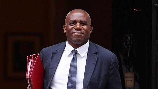 프랑스 택시운전사, 英장관 수하물 훔쳤다 재판행