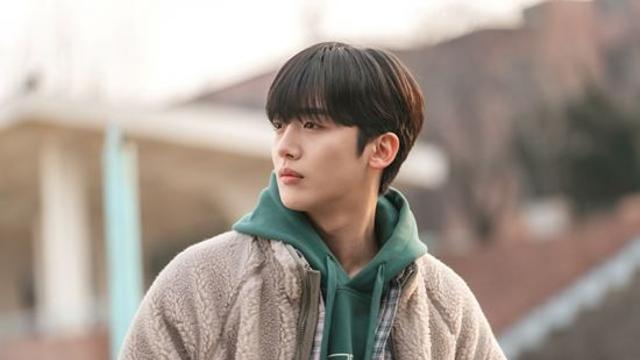 김요한, 모델 전공 핫셀럽…훈훈 비주얼 폭발 (제4차 사랑혁명)