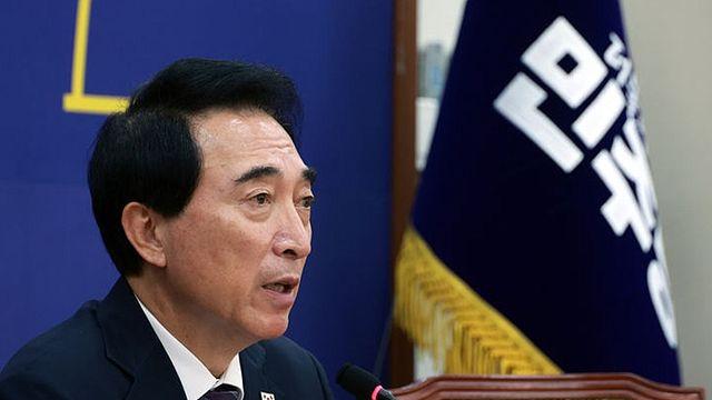 민주당, ‘재판중지법’ 전격 철회⋯“대통령실과도 조율”