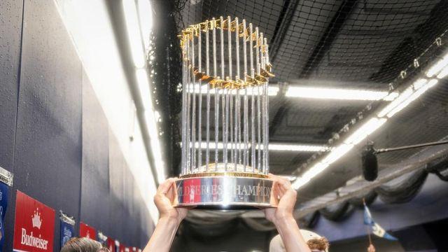 MLB 데뷔 첫 해 월드시리즈 우승 반지를 얻은 김혜성
