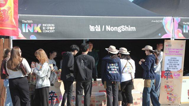 ‘K-푸드 대표주자’ 농심, 수험생 응원+신제품 홍보…두 마리 토끼 잡았다