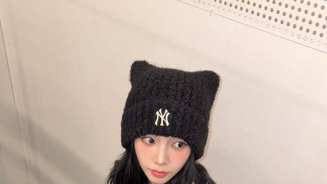 카리나, 슬기, 정수정이 선택한 패딩 입는법. 모자 조합으로 느낌 있게!