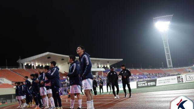 사령탑 떠나도 에이스 돌아와도 울산은 '위기'…강등권 줄타기