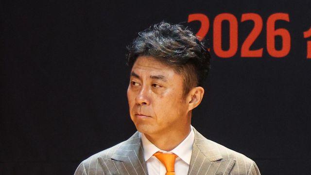 ‘폰세·와이스 재계약 할 수 있나요?’ 한화 손혁 단장에게 물어보니 “최대한의 오퍼 한다”