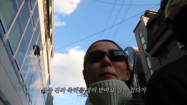 김나영♥마이큐, 재혼 후 일상…길거리서 쏟아진 ‘결혼 축하’