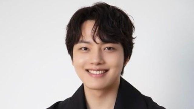 배우 여진구, 내달 15일 카투사로 입대…