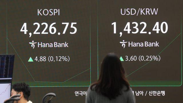 서학개미 열풍에 해외주식 투자 사상 최대...