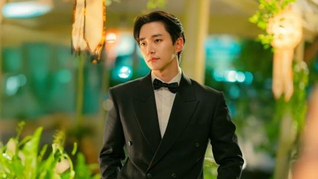 '태풍상사' 이준호, 로맨스 장인 진가 발휘…2주 연속 화제성 1위