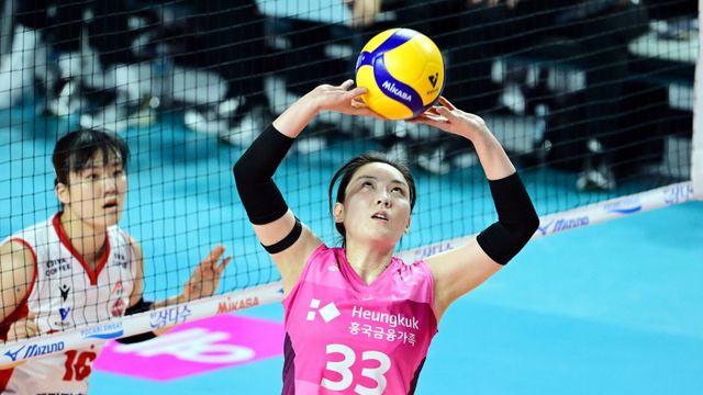 현대캐피탈도, 흥국생명도 세터 고민…‘디펜딩 챔피언’들을 괴롭히는 코트 사령관 운영