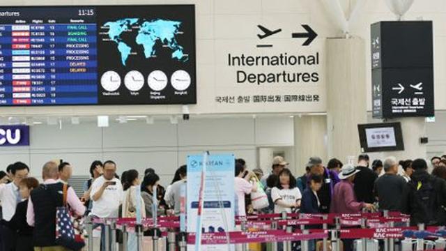 고개 드는 물가 우려…한은 