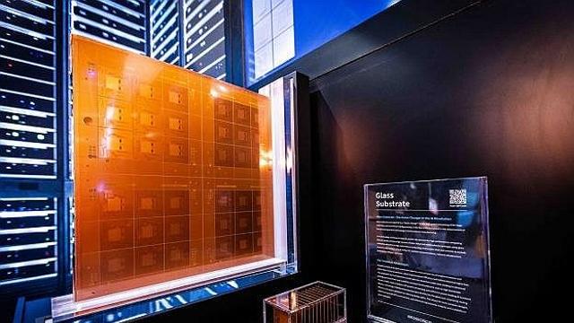 “AI 반도체 시대 선봉장!”… 유리기판 관련주 주목 [한양경제]