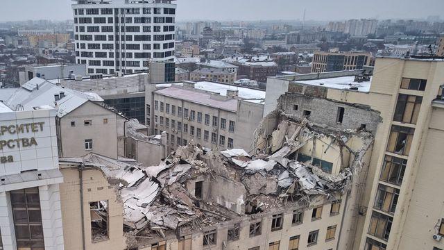 전쟁에 엇갈린 우크라 두 도시…동부 하르키우와 서부 르비우