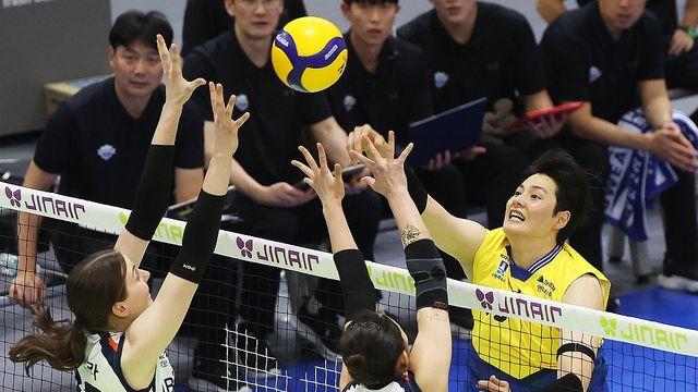 친정팀 울린 김희진 