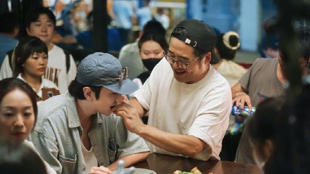 '나혼자 프린스' 김성훈 감독, 이광수와 12년 만에 재회…대환장 생존 코믹 로맨스