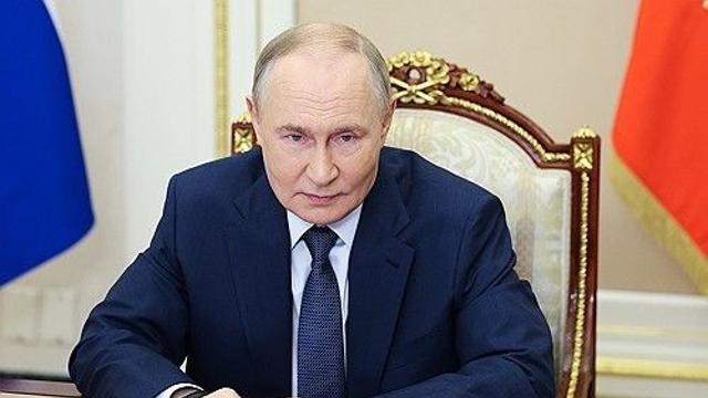 푸틴, 희토류 채굴계획 수립 지시…北中접경 물류망 개발도