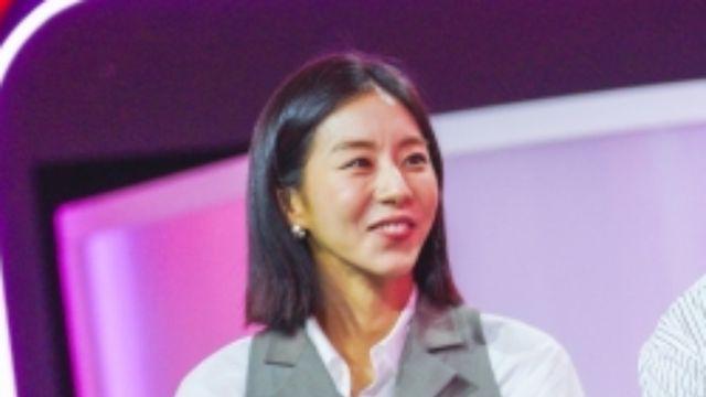 유이, 허벅지만한 男 팔뚝에 함박웃음 “매달리고파” (잘 빠지는 연애)