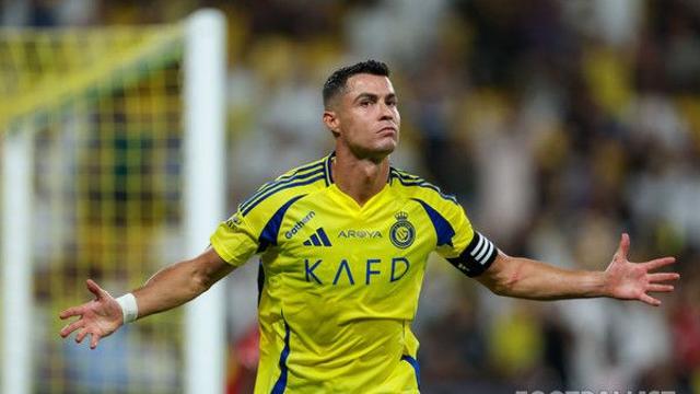 “메시가 나보다 잘한다고? 동의 못해!” 호날두, 또다시 ‘자칭 GOAT’ 주장