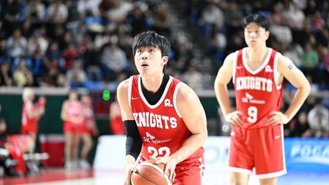 프로농구 SK, KCC 76-68 격파…오재현 15점·워니 17점