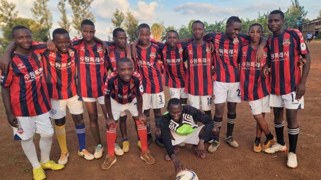 “고맙습니다, 수원FC!”…르완다에서 울려 퍼진 감사의 함성
