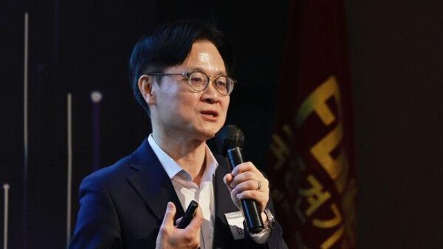 '관세협상 1등 공신'…김정관, 산업 대전환의 닻 올리다